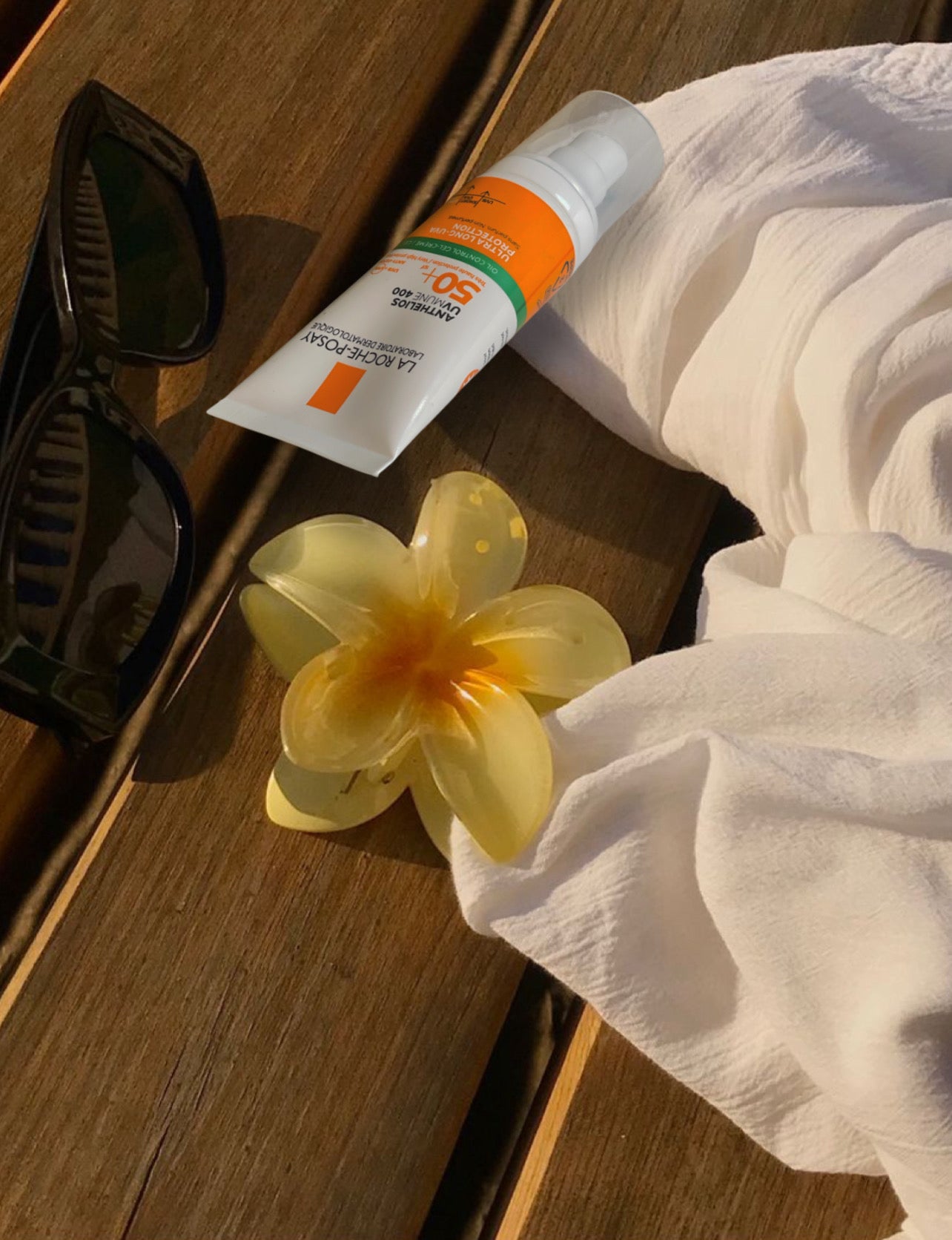 Creme solaire LA ROCHE - POSAY® (MADE IN FRANCE)